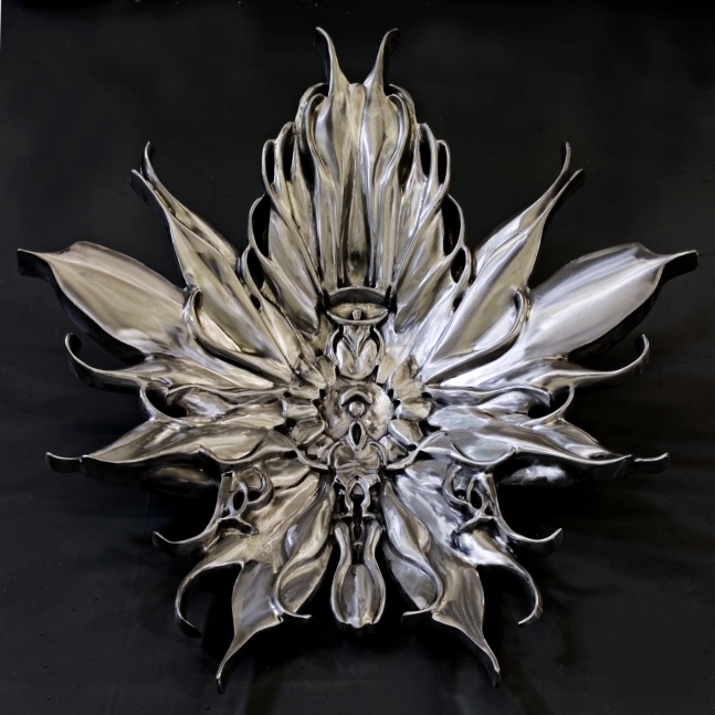 Pollinator (Water Lily), Cast and polished aluminum. 17&nbsp;1/4h x 72w x 72d in
